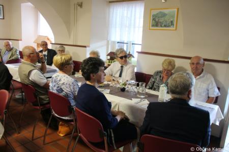 Slavnostna podelitev priznanj in cvetja diamantnim in zlatim parom (3)